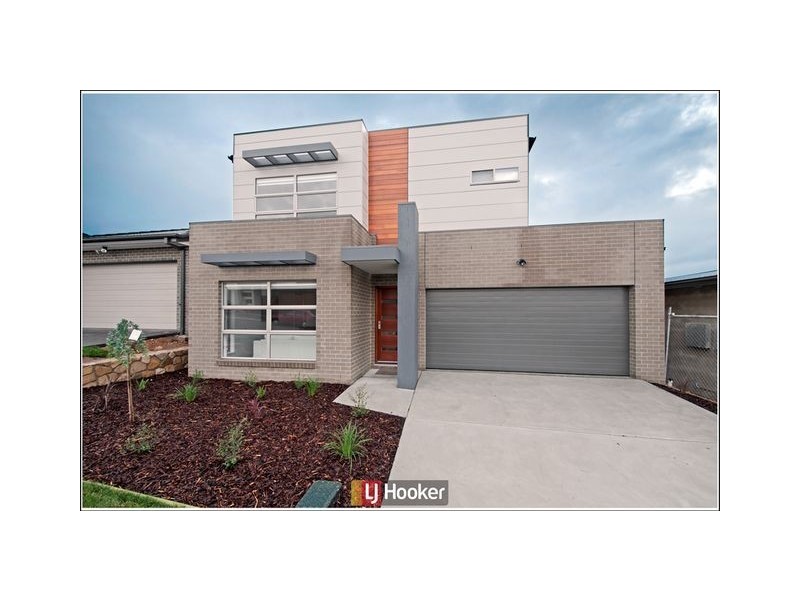 18 Keith Waller Rise, Casey ACT 2913
