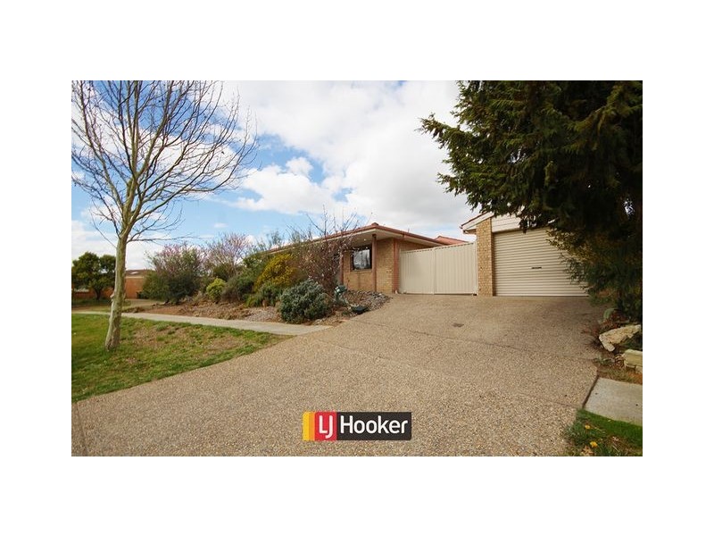 15 Paul Coe Crescent, Ngunnawal ACT 2913