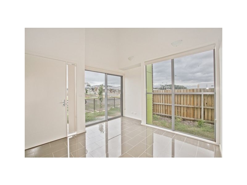 21 Vandyke Street, Crace ACT 2911