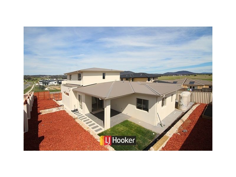 97 Ormiston Circuit, Harrison ACT 2914