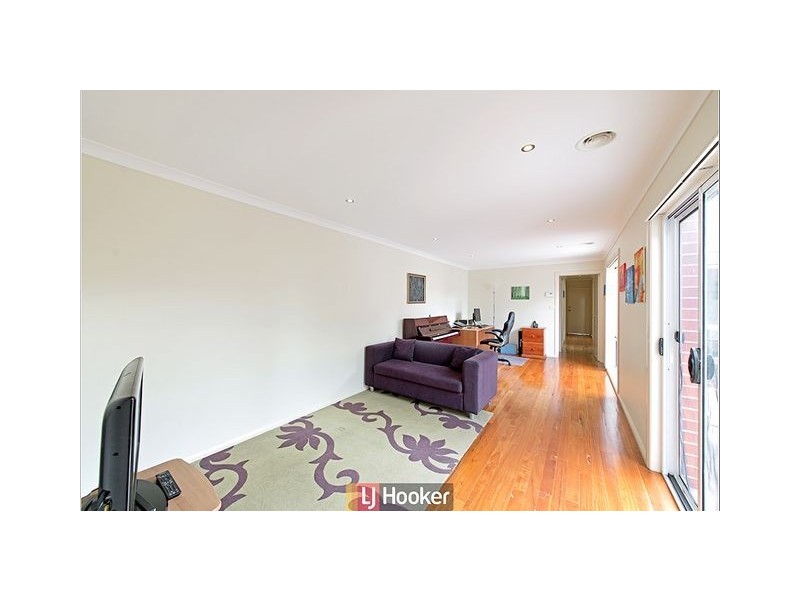 227 Anthony Rolfe Avenue, Gungahlin ACT 2912