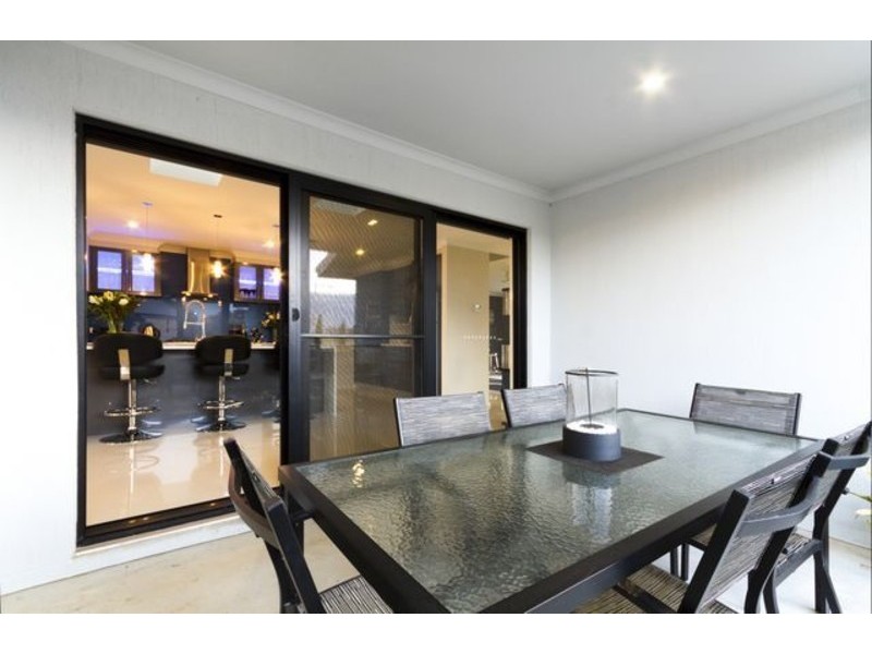 24 Alec Hope Crescent, Franklin ACT 2913