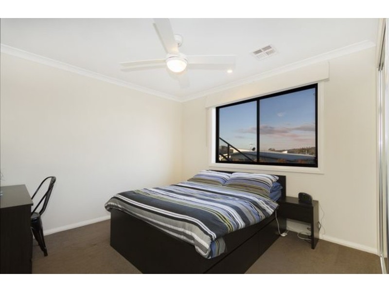 24 Alec Hope Crescent, Franklin ACT 2913