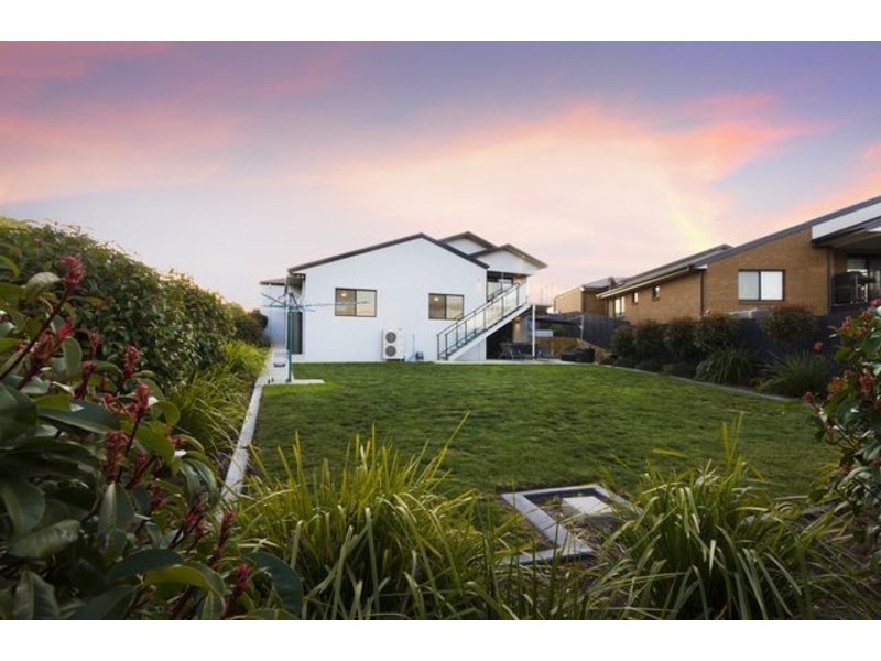 24 Alec Hope Crescent, Franklin ACT 2913