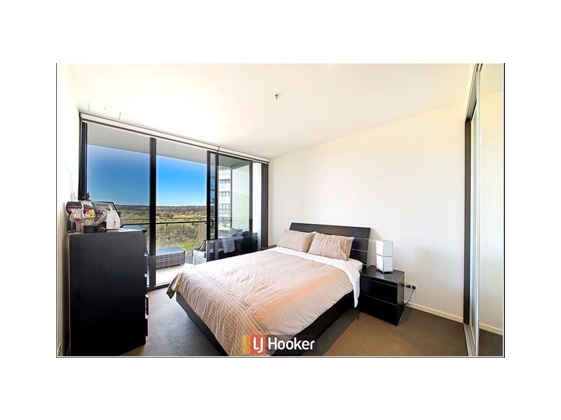1010/240 Bunda Street, City ACT 2601
