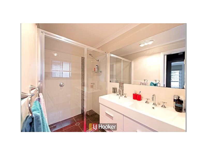 24 Mavis Latham Street, Franklin ACT 2913