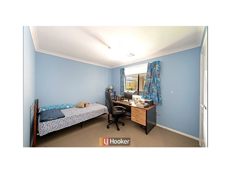 24 Mavis Latham Street, Franklin ACT 2913