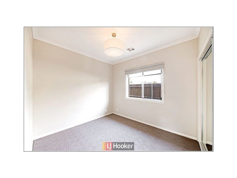 90 Chance Street, Crace ACT 2911