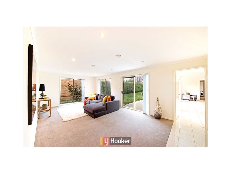 14 Rosanna Street, Gungahlin ACT 2912