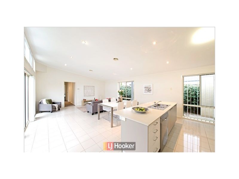 14 Rosanna Street, Gungahlin ACT 2912