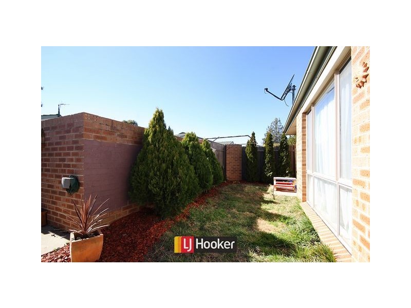 7/3 Bural Court, Ngunnawal ACT 2913