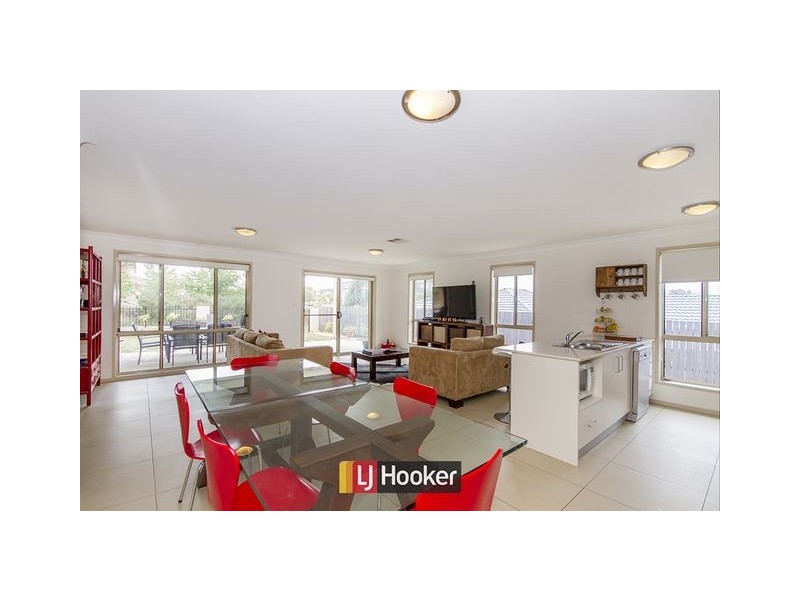 67 Henry Kendall Street, Franklin ACT 2913
