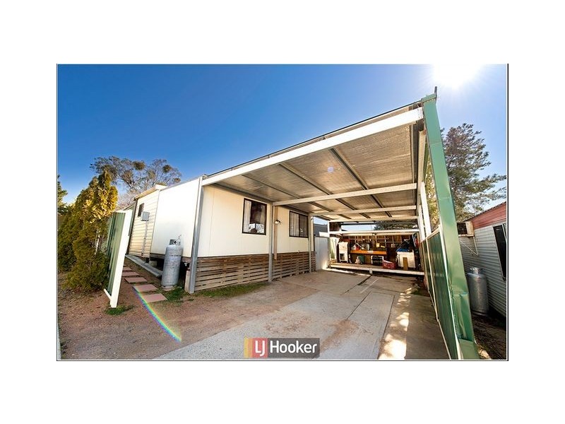 8 Eaglehawk Holiday Park, Sutton NSW 2620