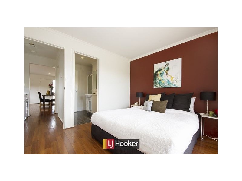 317 Anthony Rolfe Avenue, Gungahlin ACT 2912