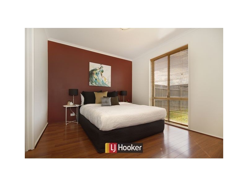 317 Anthony Rolfe Avenue, Gungahlin ACT 2912