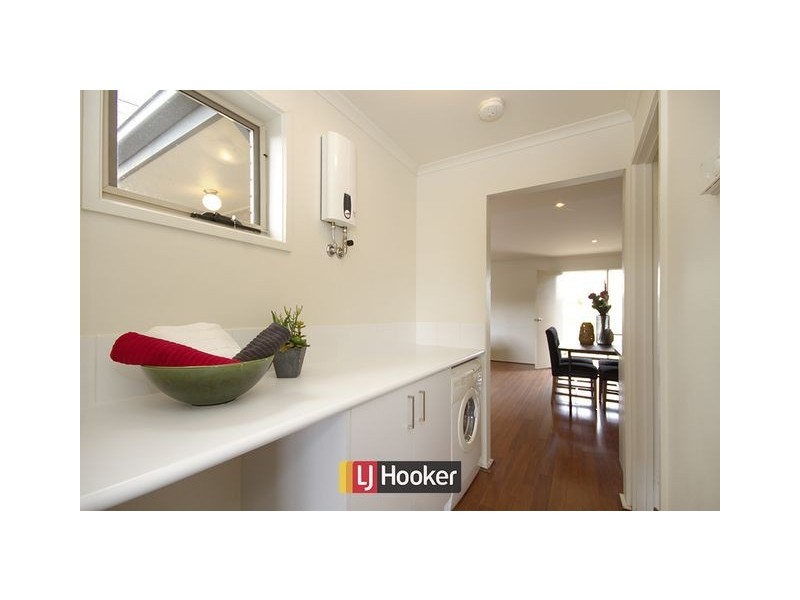 317 Anthony Rolfe Avenue, Gungahlin ACT 2912