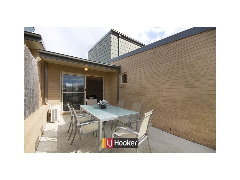 317 Anthony Rolfe Avenue, Gungahlin ACT 2912