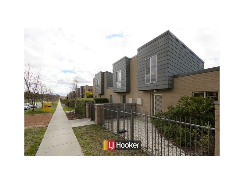 317 Anthony Rolfe Avenue, Gungahlin ACT 2912
