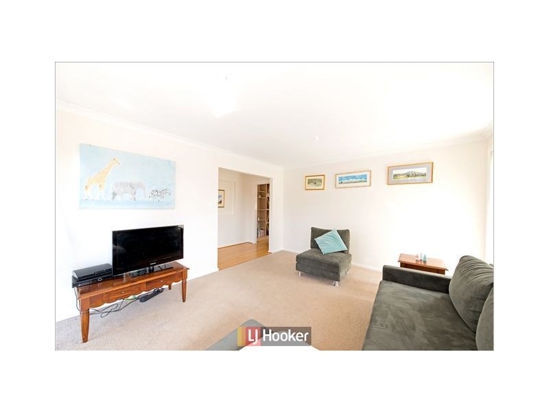 35 Victoria Owen Circuit, Casey ACT 2913