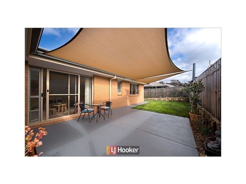 35 Victoria Owen Circuit, Casey ACT 2913