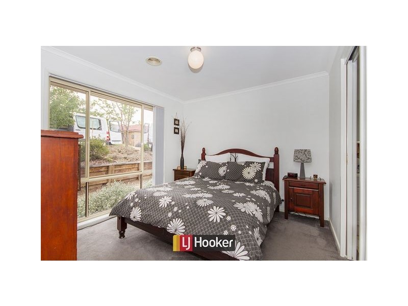 5 Elm Grove, Gungahlin ACT 2912