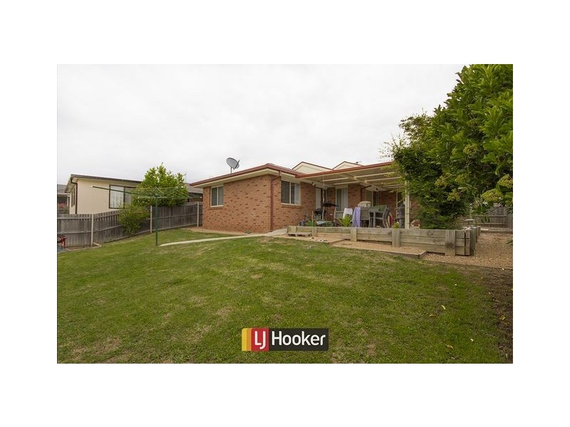 5 Elm Grove, Gungahlin ACT 2912
