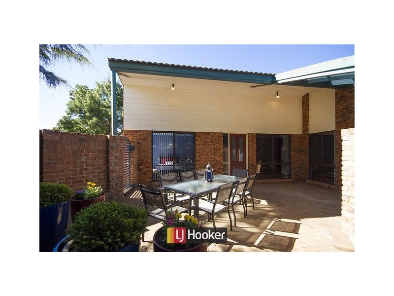 1 Yalga Close, Palmerston ACT 2913