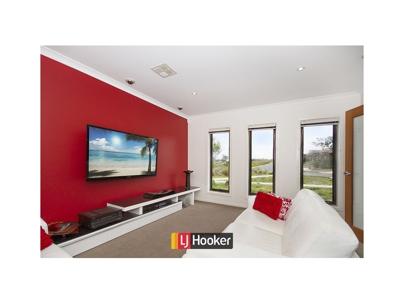 30 Louisa Briggs Circuit, Bonner ACT 2914