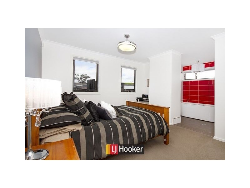30 Louisa Briggs Circuit, Bonner ACT 2914