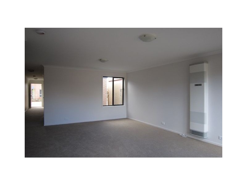 52 Oodgeroo St, Franklin ACT 2913