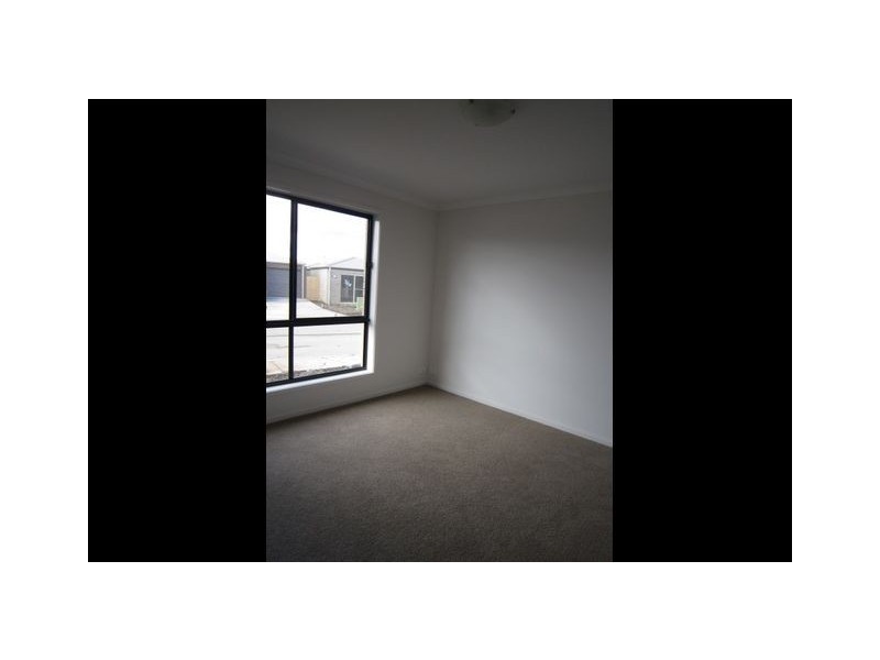 52 Oodgeroo St, Franklin ACT 2913