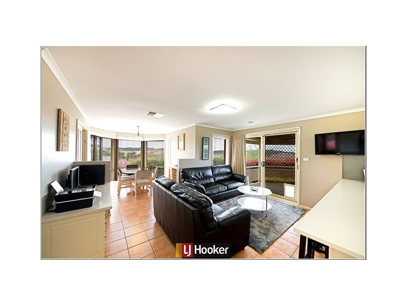 40 Tipiloura Street, Ngunnawal ACT 2913