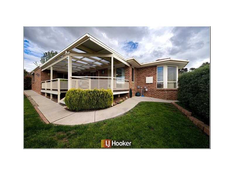 40 Tipiloura Street, Ngunnawal ACT 2913