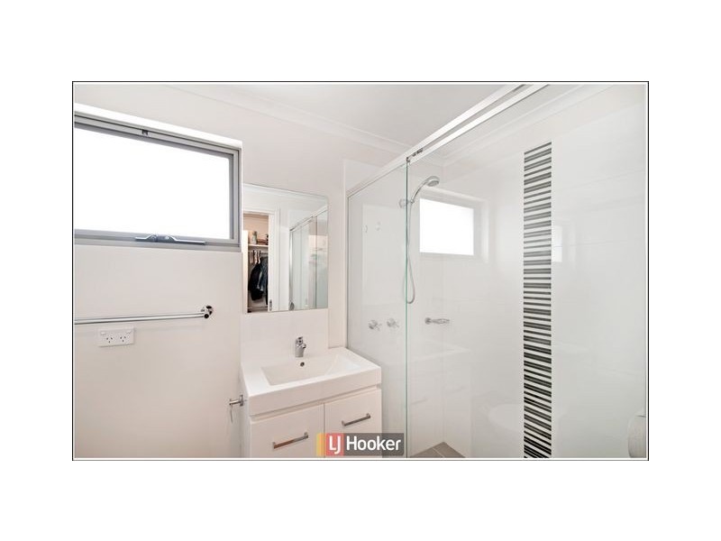 1/75 Elizabeth Jolley Street, Franklin ACT 2913