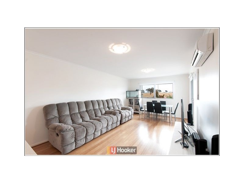 1/75 Elizabeth Jolley Street, Franklin ACT 2913