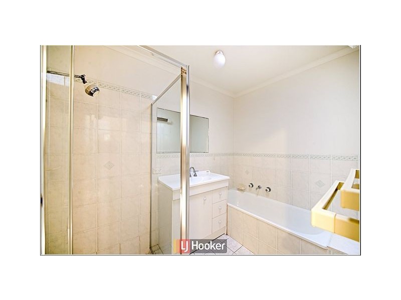 4 Yerra Court, Ngunnawal ACT 2913