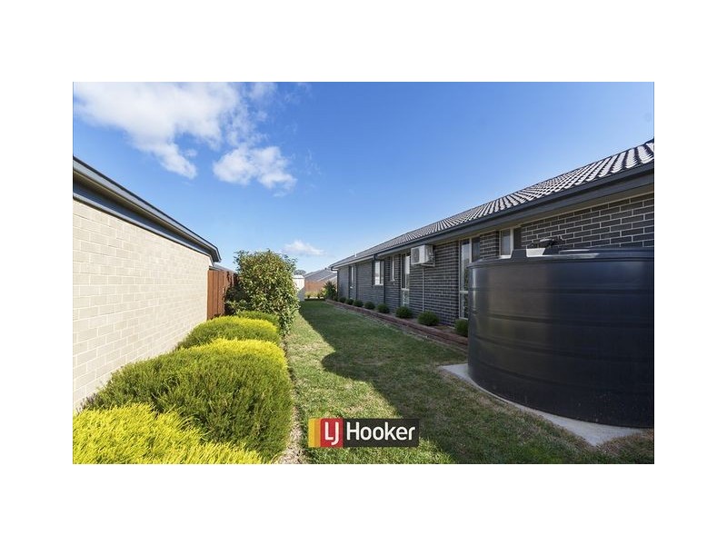 5 Dinah Street, Bonner ACT 2914