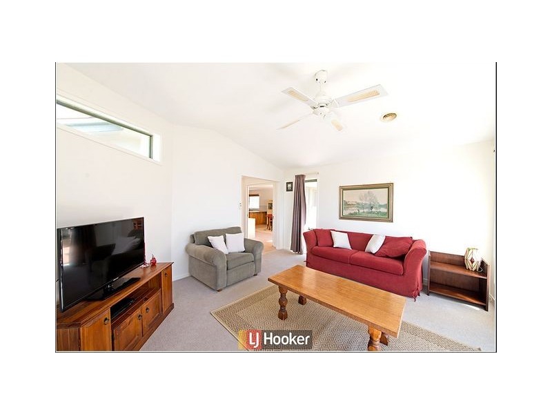 10 Rowley Place, Nicholls ACT 2913