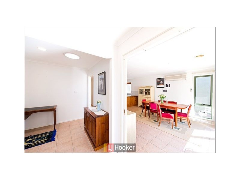 10 Rowley Place, Nicholls ACT 2913