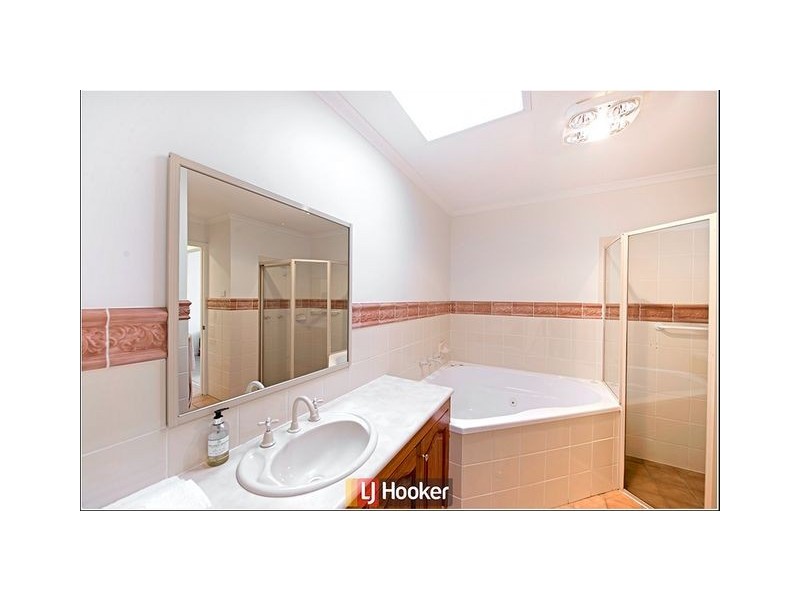 10 Rowley Place, Nicholls ACT 2913