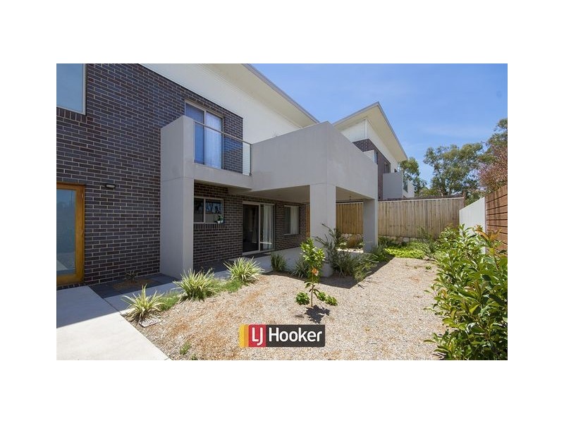2/50 Victoria Owen Street, Casey ACT 2913