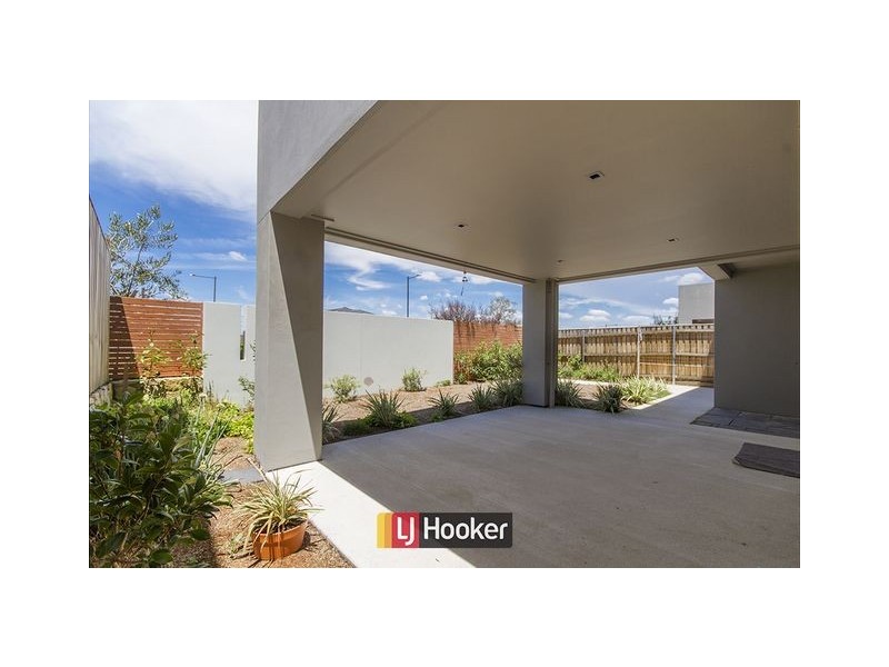 2/50 Victoria Owen Street, Casey ACT 2913