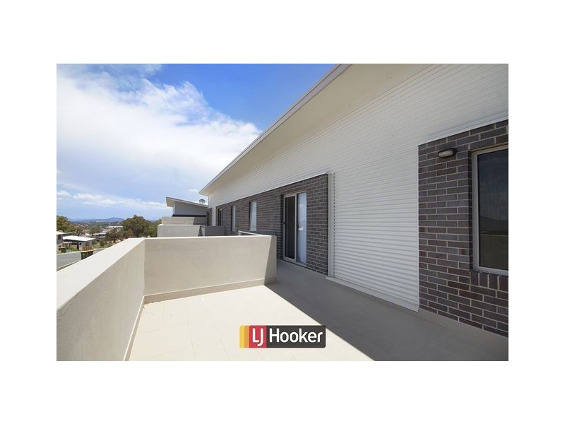 2/50 Victoria Owen Street, Casey ACT 2913
