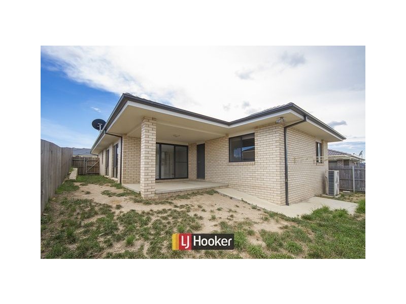 32 Murrijenelle Circuit, Bonner ACT 2914