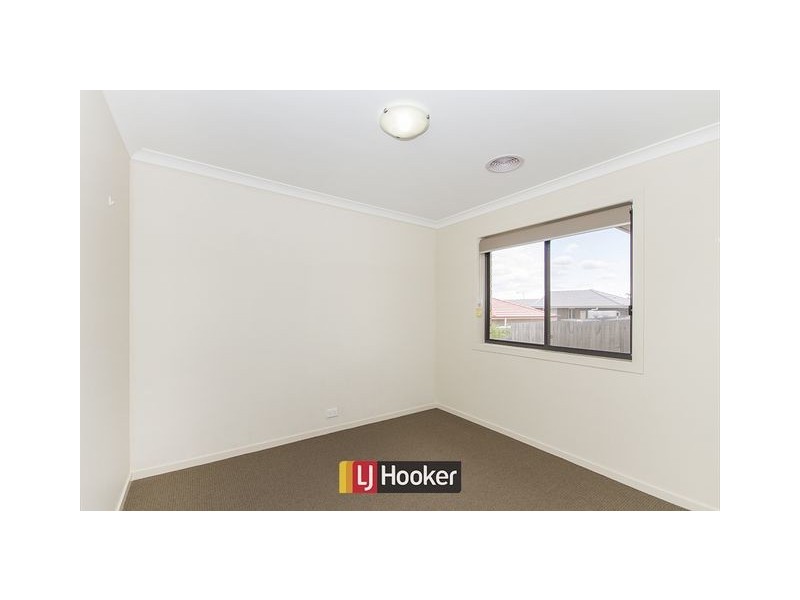 32 Murrijenelle Circuit, Bonner ACT 2914