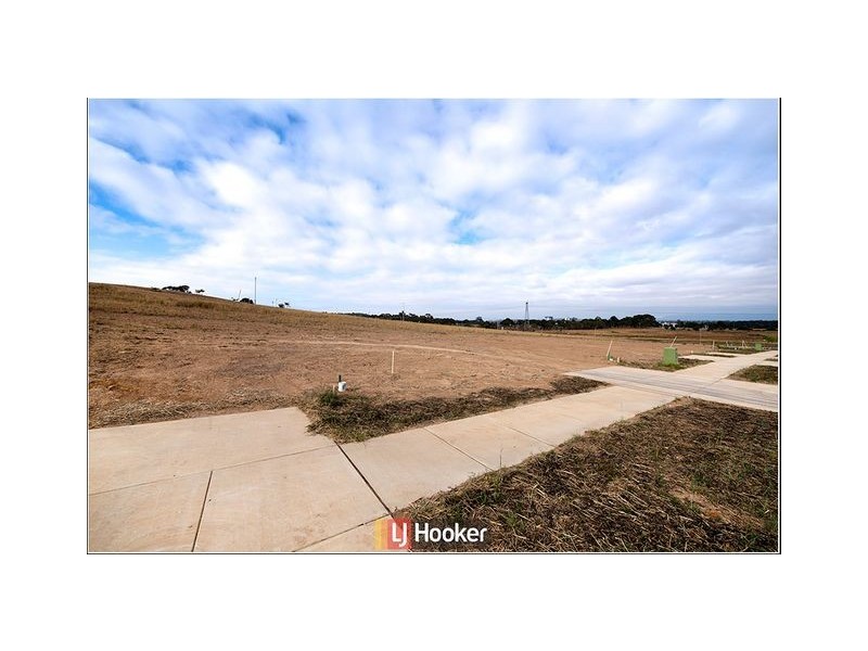 5 Selection Street, Lawson ACT 2617