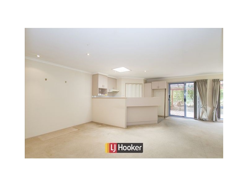 17 Elyard Place, Dunlop ACT 2615