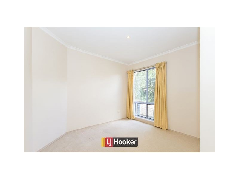 17 Elyard Place, Dunlop ACT 2615