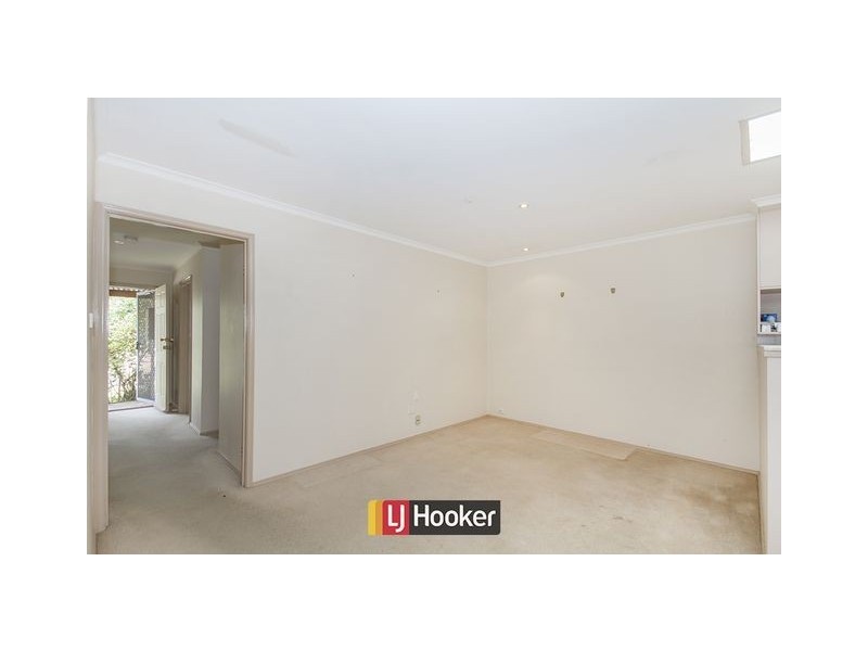 17 Elyard Place, Dunlop ACT 2615