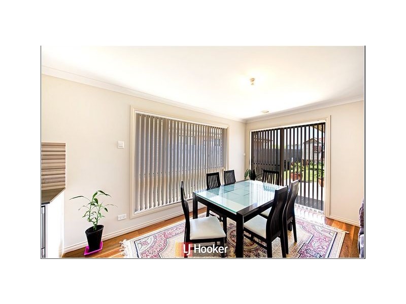 6 Hesba Brinsmead Street, Franklin ACT 2913